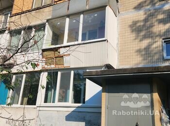 Дрібний ремонт балкону