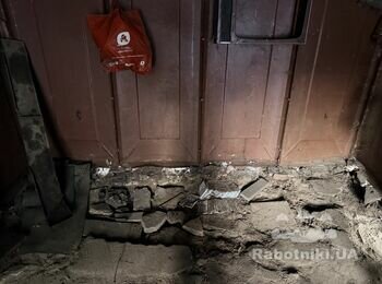 Залити та вирівняти бетонну підлогу в металевому гаражі (25 м)