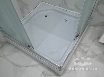 Встановлення душевої кабіни