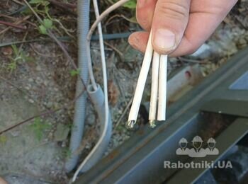 Шукаю майстра: діагностика та ремонт відкатних воріт