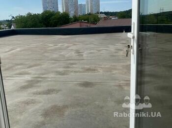 Потрібна команда для ремонту покриття даху
