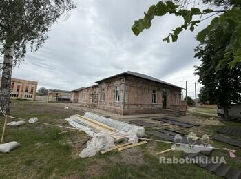 Комплексний ремонт будинку для літніх людей