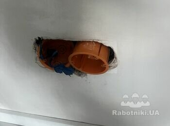 Згоріла розетка і термостат, потрібно відновити проводку