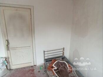 Демонтажні роботи в квартирі 28 м