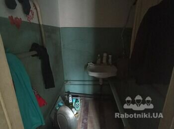 Демонтажні роботи в квартирі 28 м