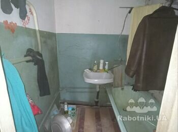 Демонтажні роботи в квартирі 28 м