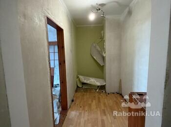 Потрібно виконати комплексний ремонт (без меблів та стель) у квартирі