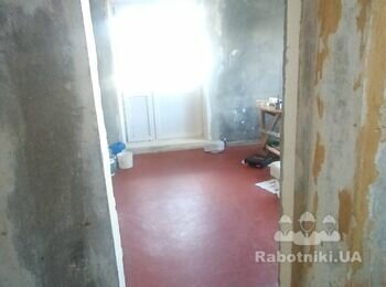 Потрібно розширити два проєми в бетоні під двері по 2 см