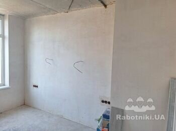 Шпаклювання стін в квартирі під фарбування