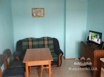 Покрасить стены в 1 к квартире по обоям под покраску ( старые)