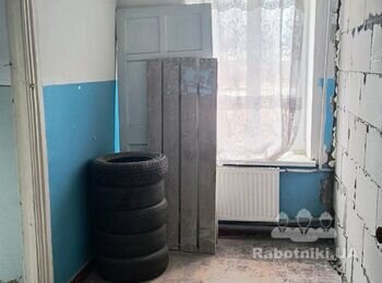Потрібна бригада на ремонт санвузла та вхідної групи