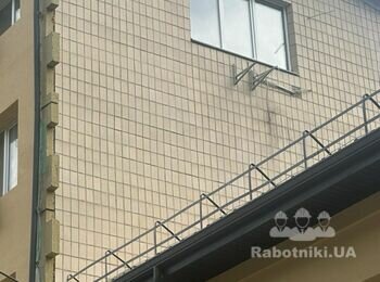 Фасадники Мокрий фасад Баранець 1200 грн/м2