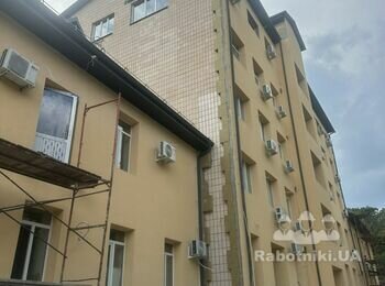 Фасадники Мокрий фасад Баранець 1200 грн/м2