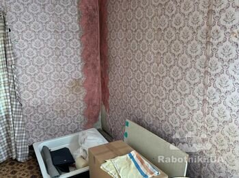 У частині веранди потрібно облаштувати ванну кімнату з туалетом