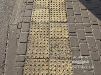 Заміна тактильної плитки
