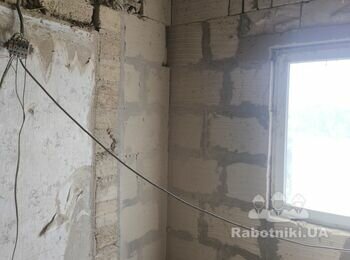 Штукатурка кривой поверхности по маячкам