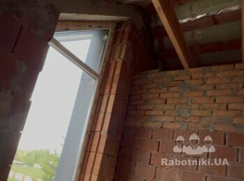 Заміна пароізоляції покрівлі в будинку