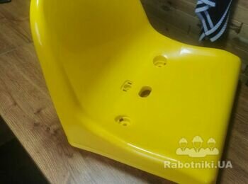 Монтаж сидінь на стадіоні
