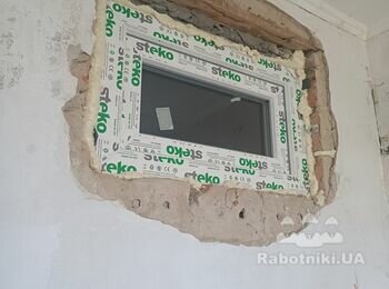 Потрібно зробити внутрішні віконні відкоси 2 вікна