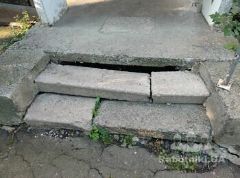 Ремонт сходів до підїзду багатоквартирного будинку