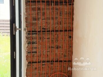 Штукатурні роботи (не великий обєм, можна в ручну)
