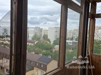 Ремонт і скління вікна та балконних дверей