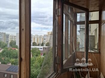 Ремонт і скління вікна та балконних дверей