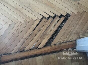 Локальний ремонт старого паркету
