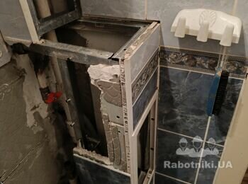 Демонтаж небольшого гипсокартонного короба длприклеенноя кафельнок сан