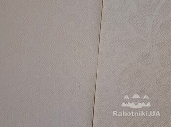 Відновлювальний ремонт кімнати після залиття