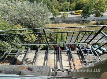 Укладка терасної дошки на балконі 4,2 кв.м