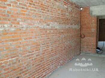 Шліфування цегляних стін