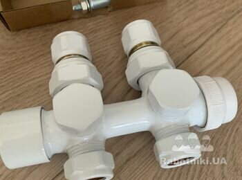 Встановлення батареї