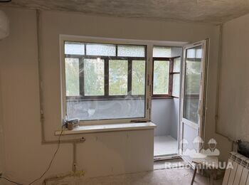 Положить ламинат около 20 м2