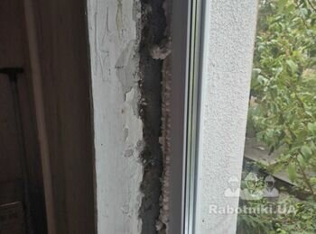 Штукатурка укосів, 2 вікна і балкон