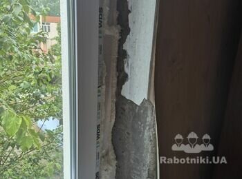 Штукатурка укосів, 2 вікна і балкон