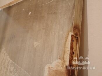 Очистка дверей перед покраской
