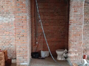 Кладка цегяної стіни
