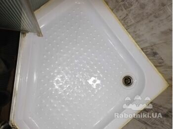 Замена поддона душевой кабины 9090 см