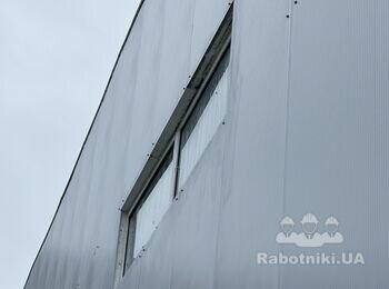 Встановити металопластикові вікна в сендвіч-панелі
