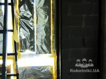 Пофарбувати стіну мастикою