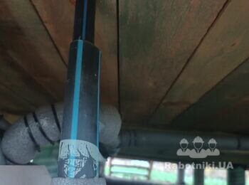 Монтаж гріючого кабелю на ПЕ-трубу холодної води
