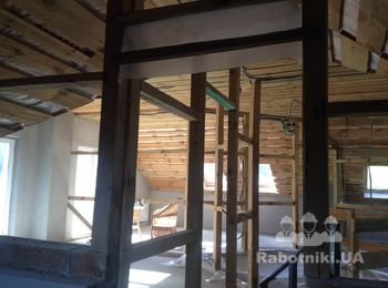Монтаж ламинированного ДСП/фанеры на стены монсарды