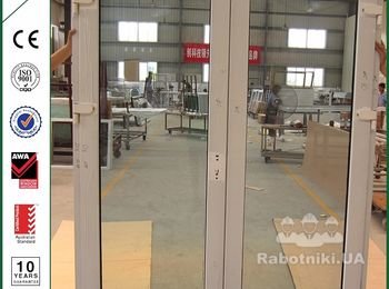 Установка металопластикових дверей