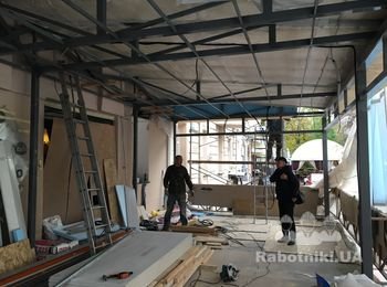 Гипсокартонный потолок каркас с обшивкой аквапанелью