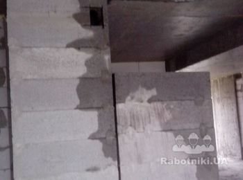 Монтаж вентканалов (много) с шлакоблока