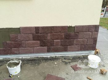 Облицовка цоколя искусственно камнем 40-60 квадратов