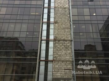 Монтаж композита на фасад