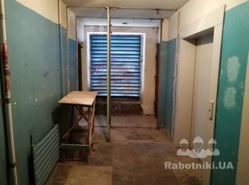 Косметический ремонт в подъезде 16 этажного дома