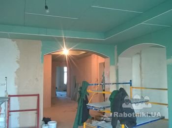 Срочно требуются Маляра на долгий строк работы !!!